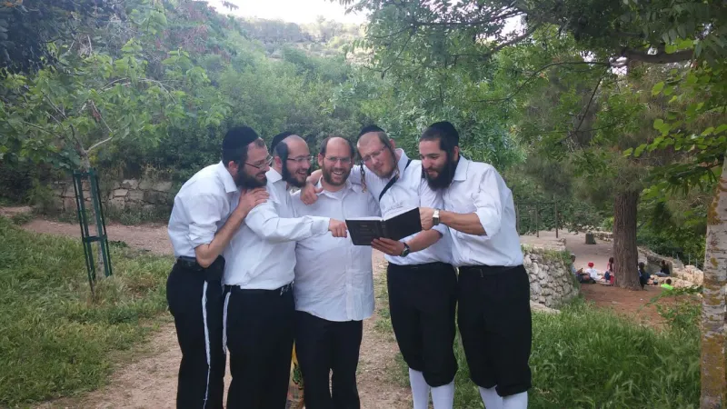 אהרן רזאל