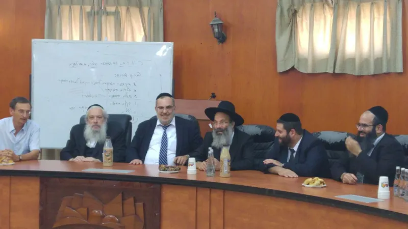 אשר חוזר לבני ברק