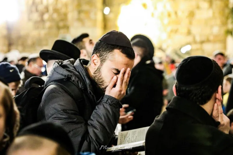 הדלקת נרות חנוכה בכותל צילום מענדי קורנט (33)
