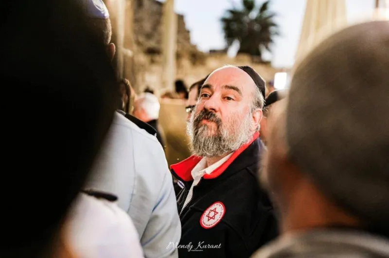 הדלקת נרות חנוכה בכותל צילום מענדי קורנט (6)