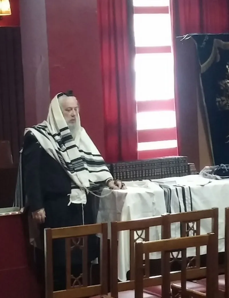 זייברט מתפלל