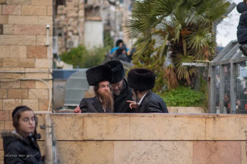 חתונה_גור_-_מענדי_קורנט_ושניאור_מור_יוסף__(72)