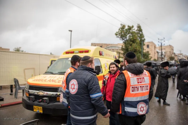 חתונה_גור_-_מענדי_קורנט_ושניאור_מור_יוסף__(81)