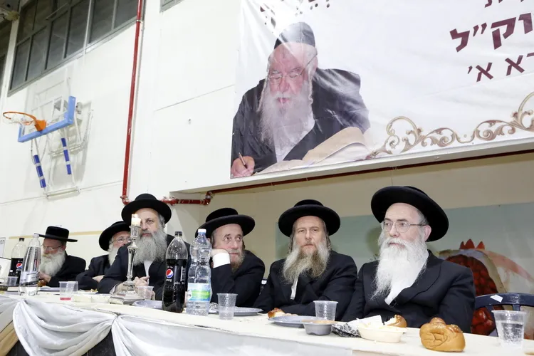 יארצייט ר' לייבל מינצברג צילום קובי הר צבי (12)