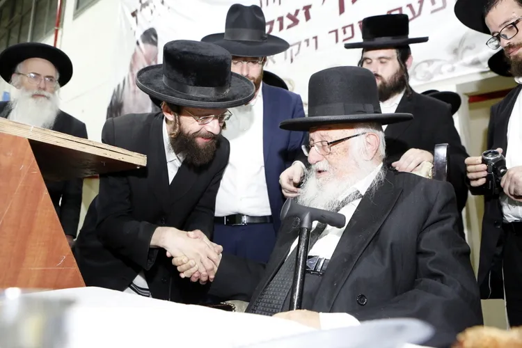 יארצייט ר' לייבל מינצברג צילום קובי הר צבי (28)