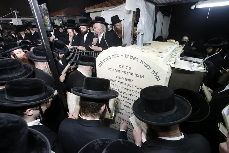 יארצייט ר' לייבל מינצברג צילום קובי הר צבי (42)