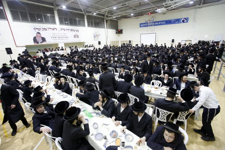 יארצייט ר' לייבל מינצברג צילום קובי הר צבי (7)