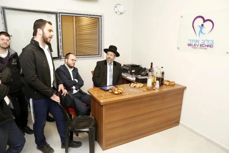 לב אחד טאבלטים 4