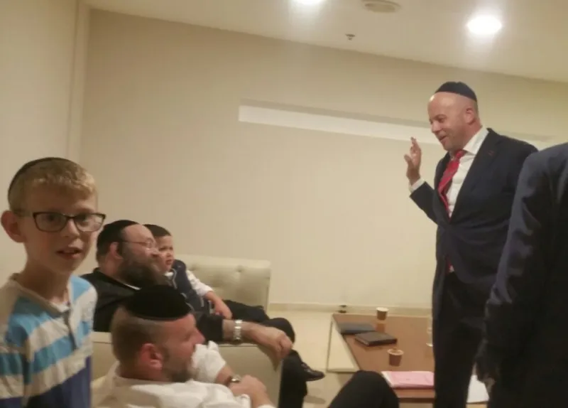 רוזן טוקר
