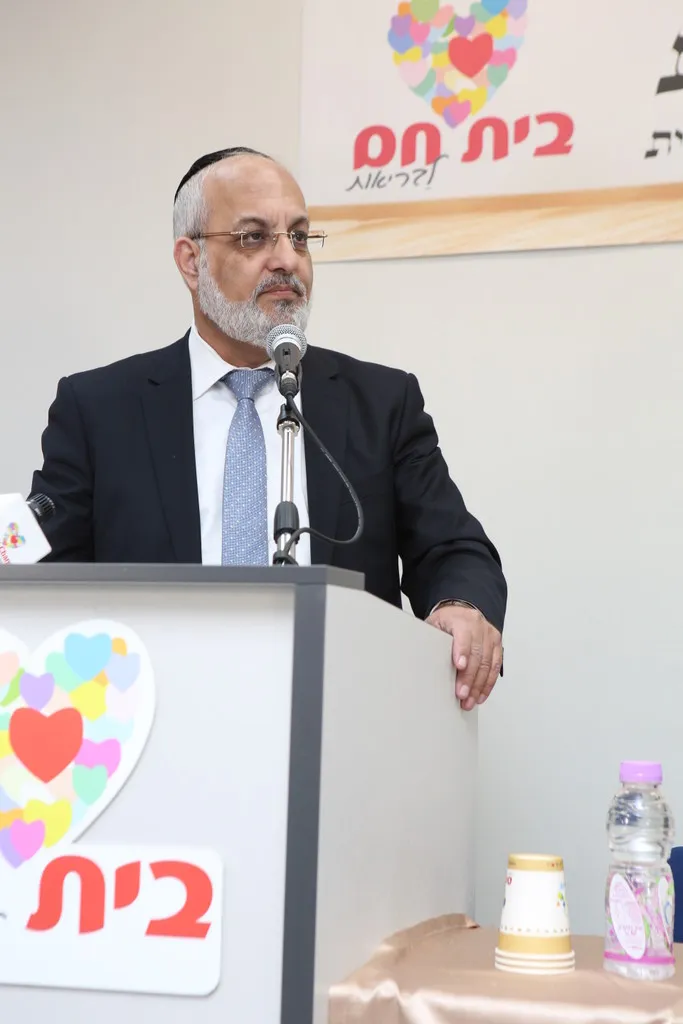 נהרי בית חם 