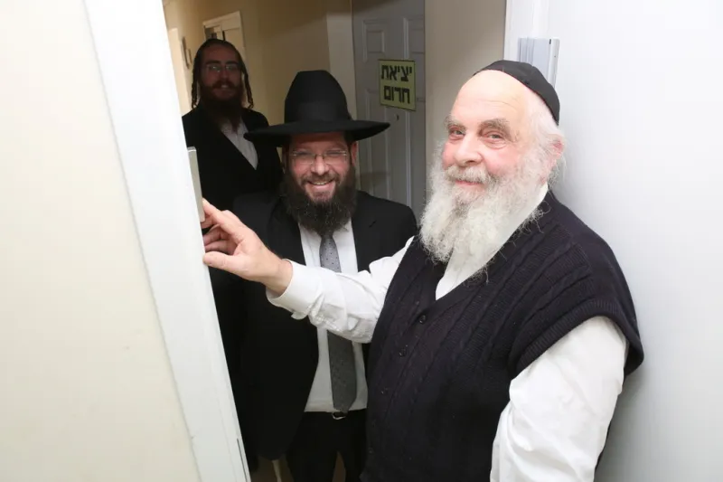 מונק בית חם 