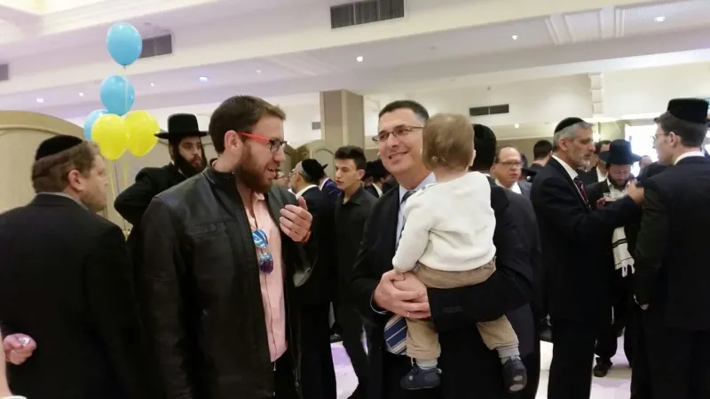 שלזינגר סער