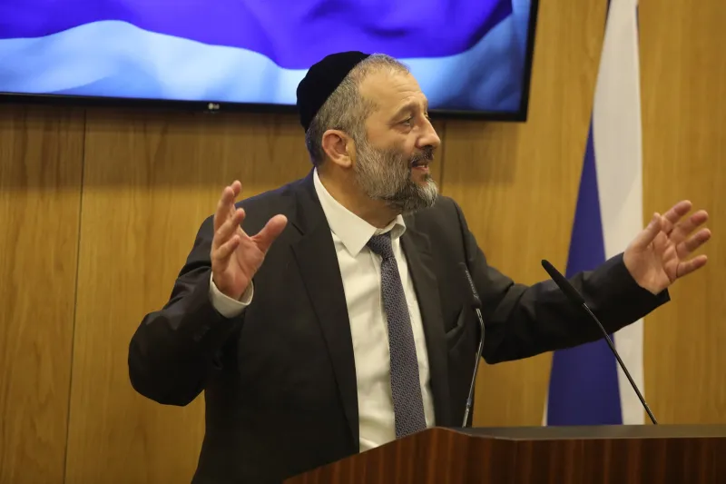 "עשה בגדול; התערבות ראשונה של הדרג הארצי" | אריה דרעי