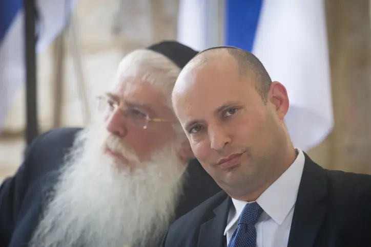 "שיקמתי את האמון בין החרדים למשרד החינוך" שר החינוך וסגנו, מאיר פרוש