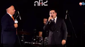 מוצ"ש חי: קומזיץ עם אבי אילסון