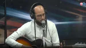 מוצ"ש חי עם אסף הרוש