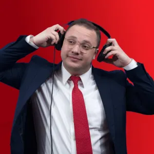 שתיים בצהריים