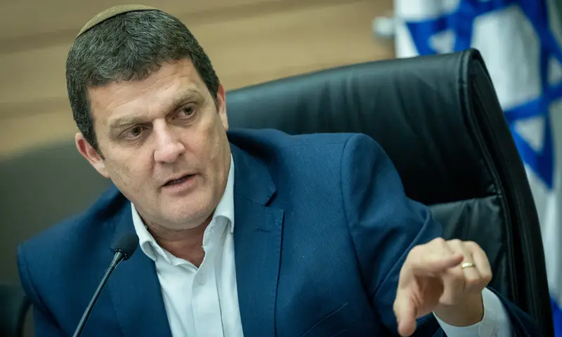 הלוי מונה את המכות שהפילו את איראן על ברכיה