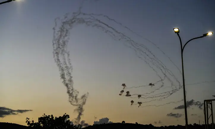 "6,500 שיגורים מלבנון": השר הציג את תמונת המצב