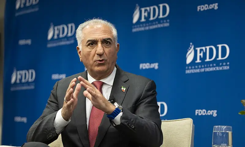 פהלווי לא מתייאש: "המשטר ייפול, זו ודאות"