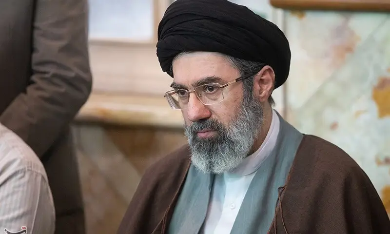 מוג'תבא חמינאי מאיים: "נדרוש פיצויים עבור כל הנזק"