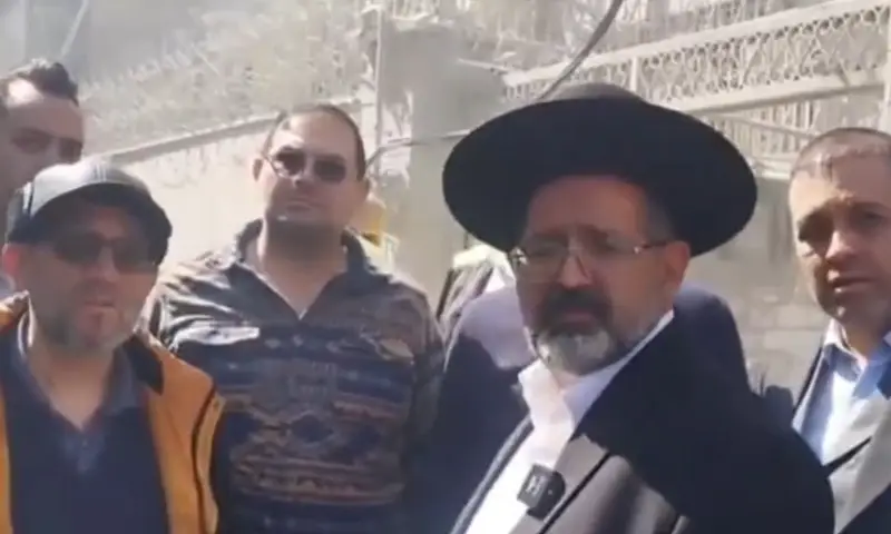 איראן טוענת: בית כנסת בטהרן הושמד בתקיפה