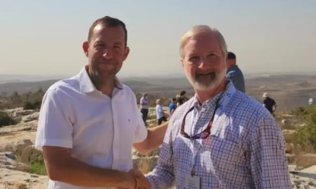 הישג היסטורי לשומרון: טנסי אישרה סופית את ההכרה ביו"ש