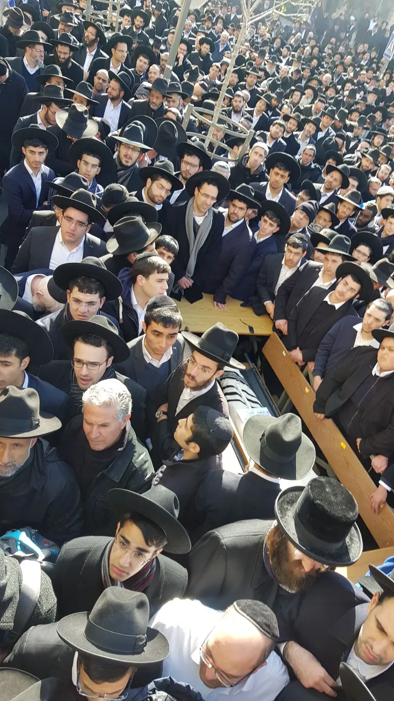 הרב ממן הלוויה