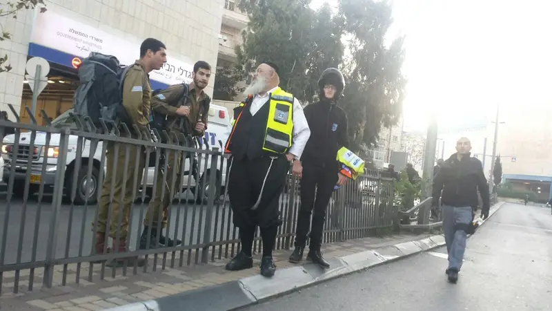 פיגוע דקירה, ירושלים, זק"א