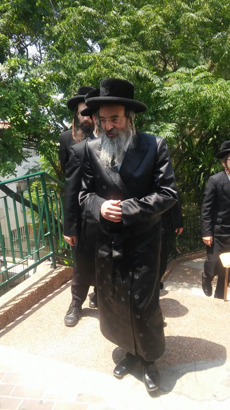 לעלוב