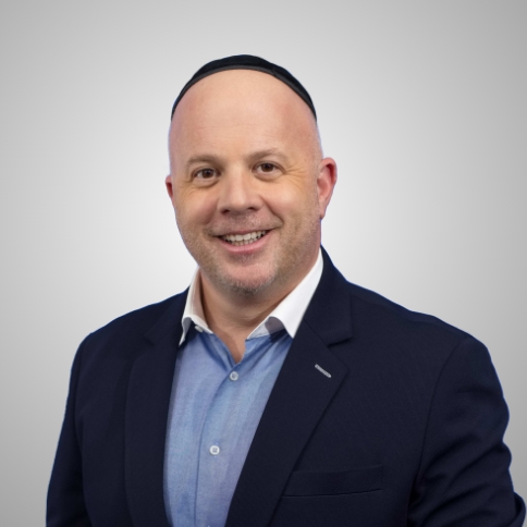 זמן אוויר - מנחם טוקר