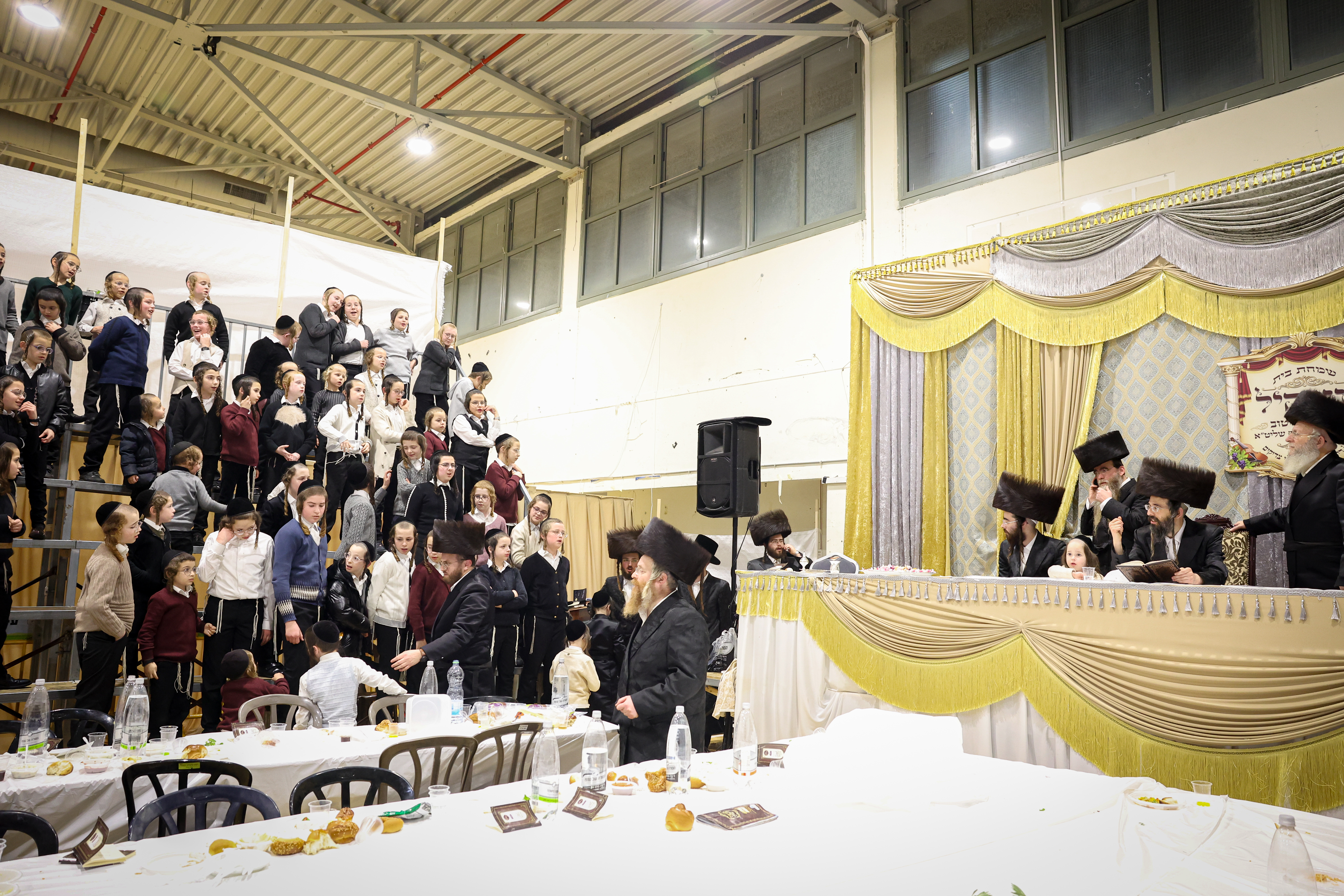 שבת אופרוף זוויעהל, צילום א אייזנבאך (25)