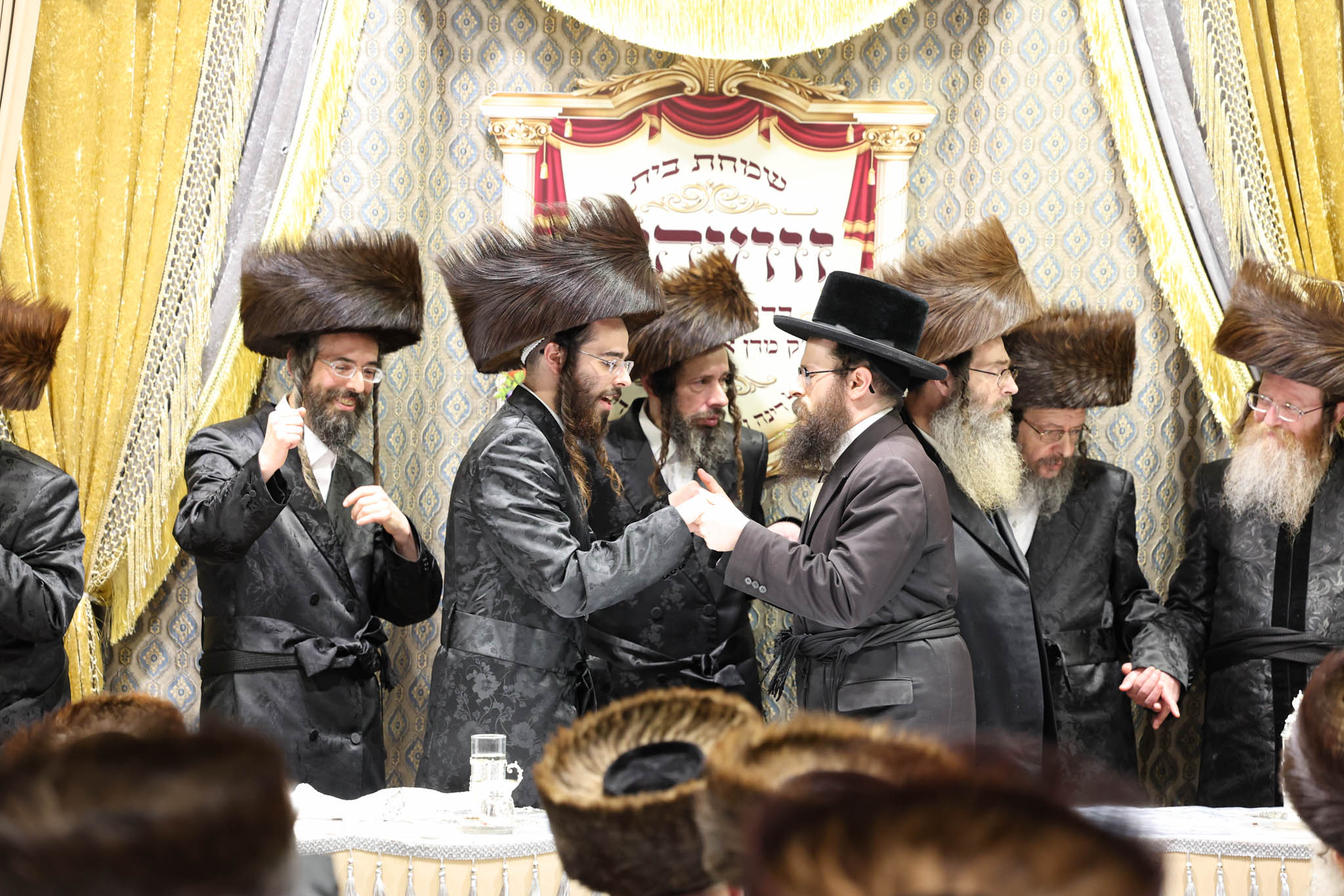 טיש טו בשבט, זוויעהל, צילום א איינבאך (17)