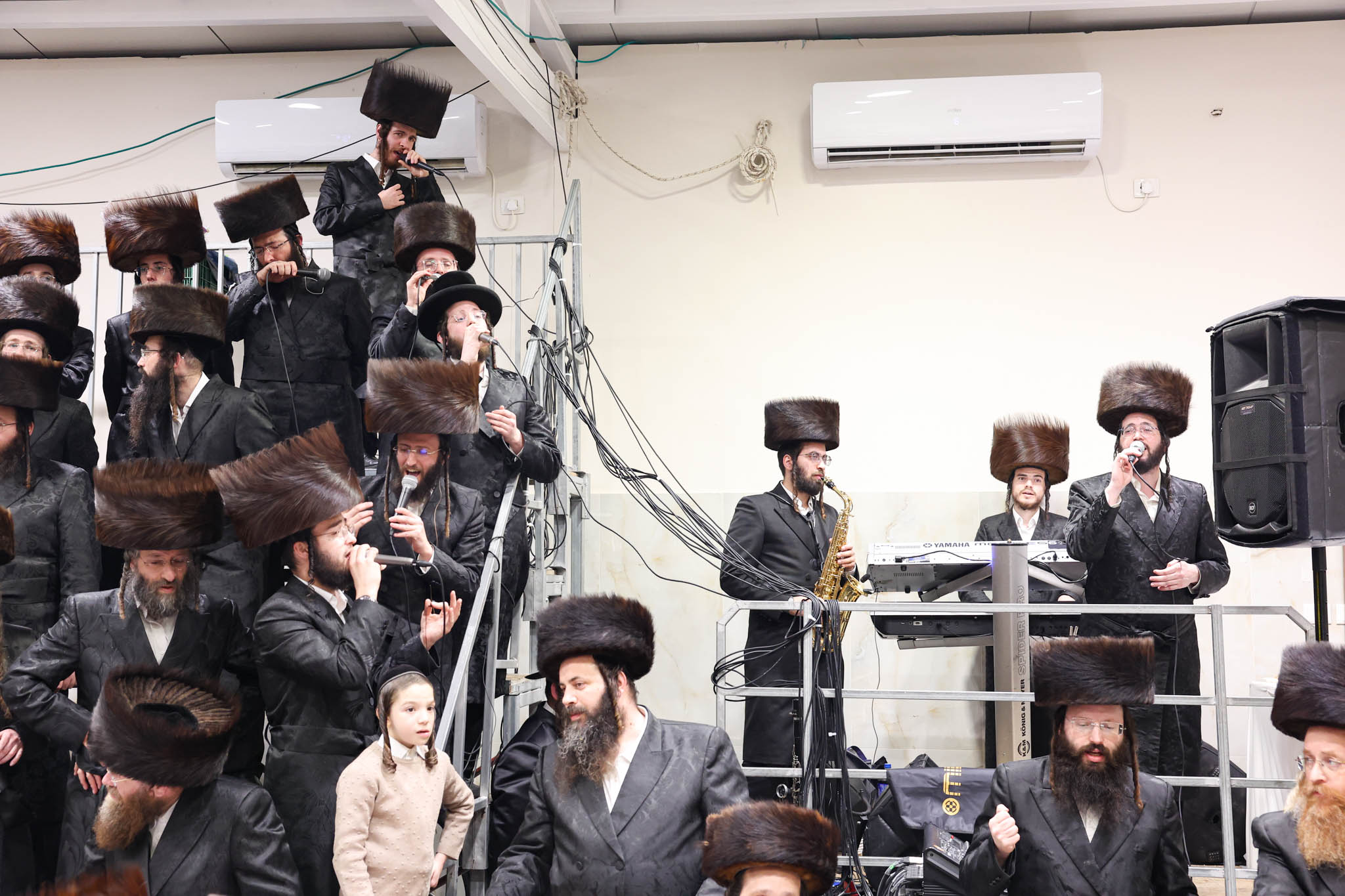 טיש טו בשבט, זוויעהל, צילום א איינבאך (26)