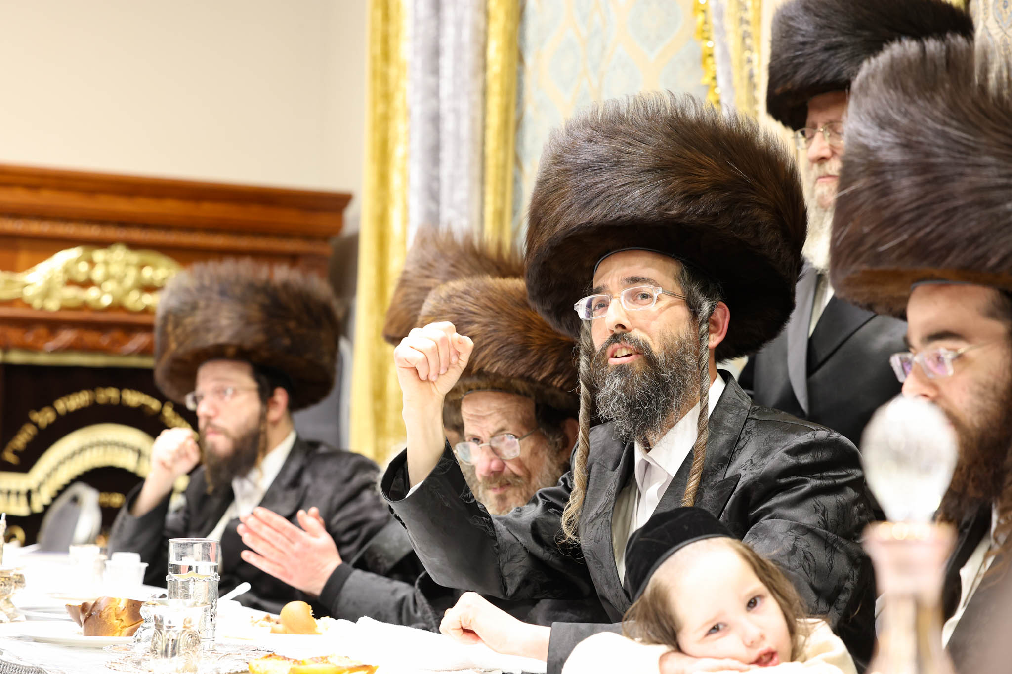 טיש טו בשבט, זוויעהל, צילום א איינבאך (30)