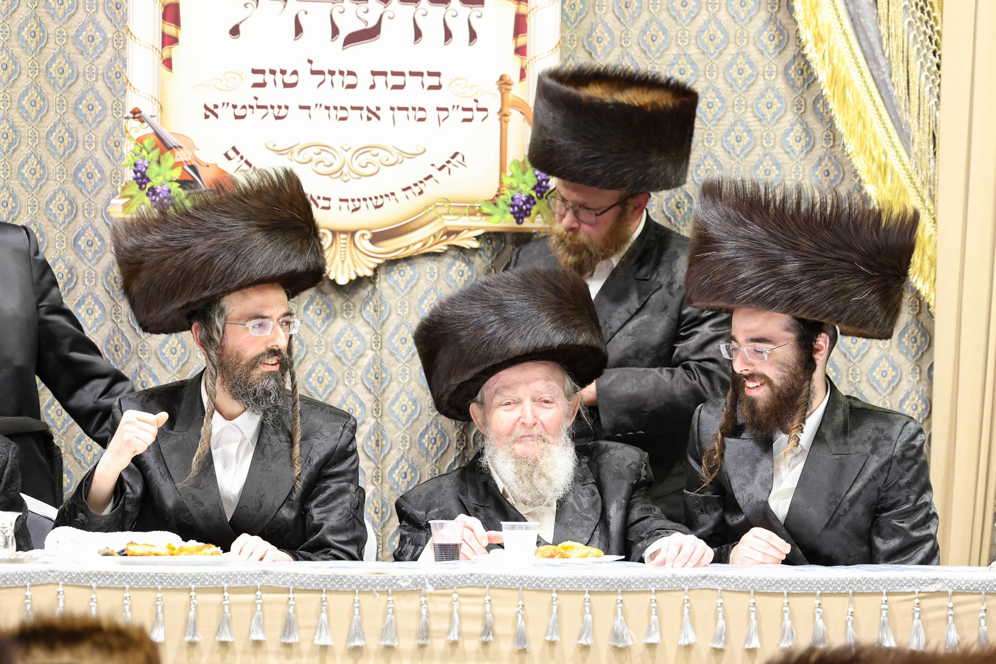 טיש טו בשבט, זוויעהל, צילום א איינבאך (34)