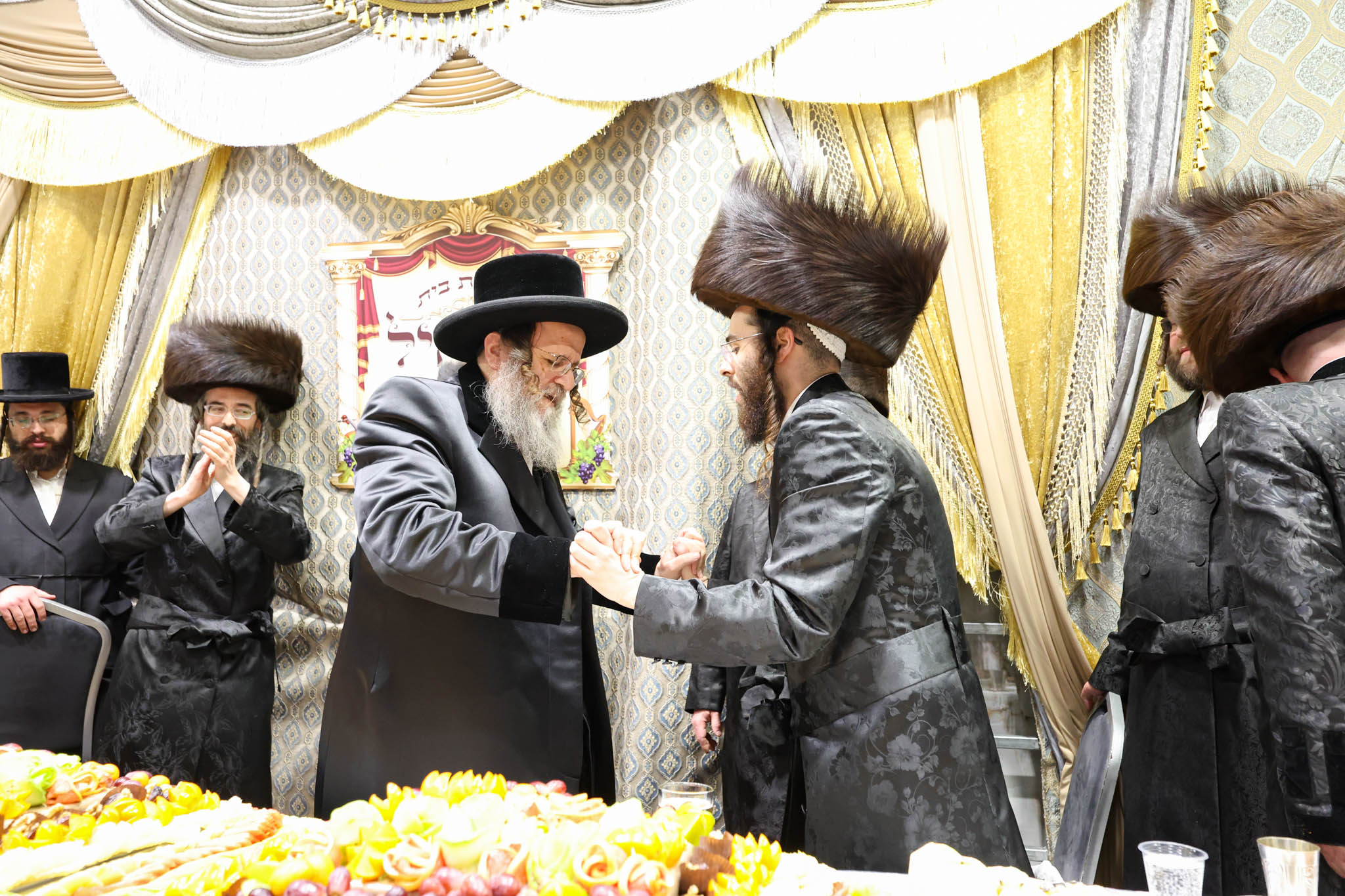 טיש טו בשבט, זוויעהל, צילום א איינבאך (41)