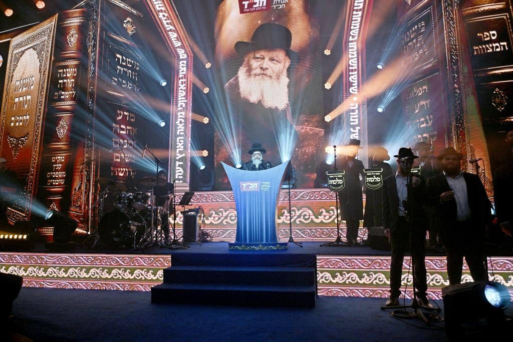 יום הרמבם בכפר חבד, צילום יהושע פרוכטר (17) יום הרמבם בכפר חבד, צילום יהושע פרוכטר (17)
