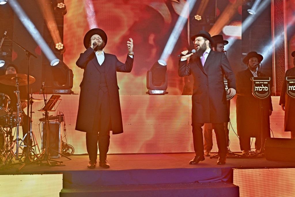 יום הרמבם בכפר חבד, צילום יהושע פרוכטר (18) יום הרמבם בכפר חבד, צילום יהושע פרוכטר (18)