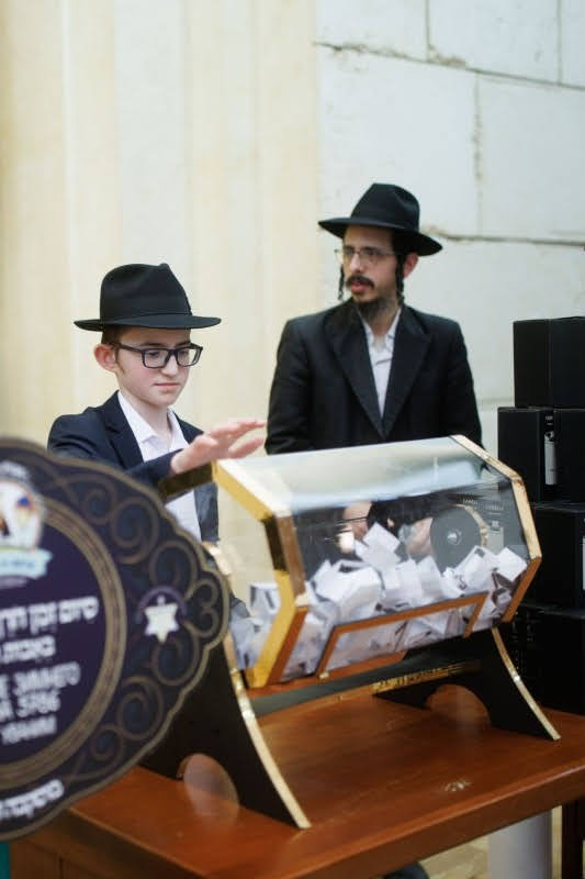 צילום סרגיי קלצקין (54) צילום סרגיי קלצקין (54)
